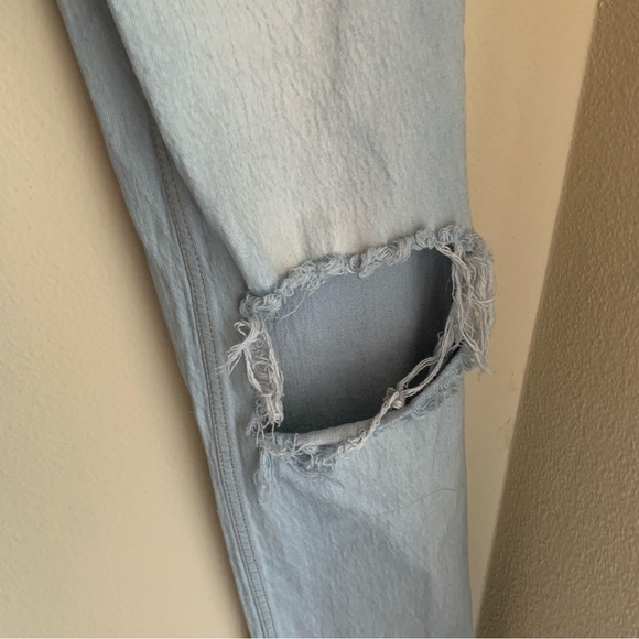 Abercrombie and Fitch The 90’s Straight Ultra High Rise Jeans Size 26 - Picture 3 of 6